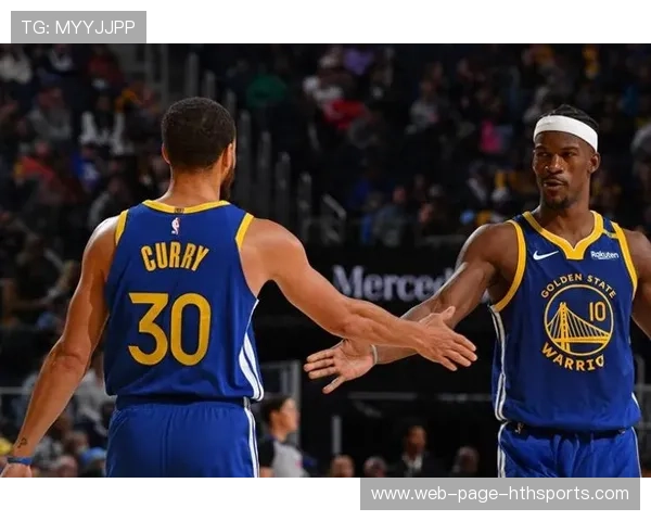 NBA勇士外线高效转移球,空间迅速被拉大